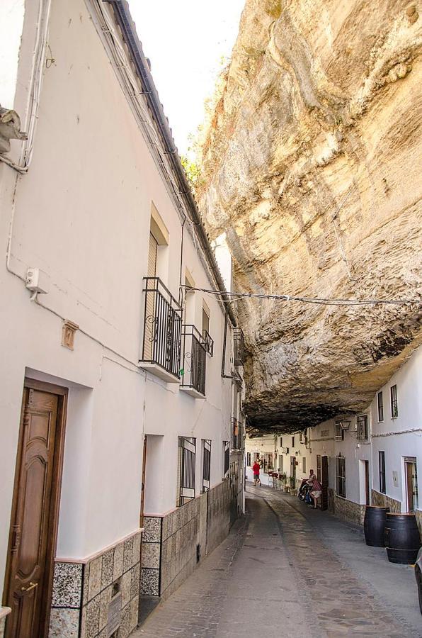 Hotel Tugasa El Almendral Setenil De Las Bodegas ภายนอก รูปภาพ