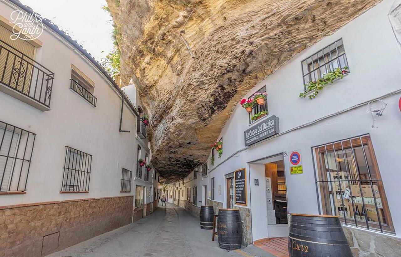 Hotel Tugasa El Almendral Setenil De Las Bodegas ภายนอก รูปภาพ