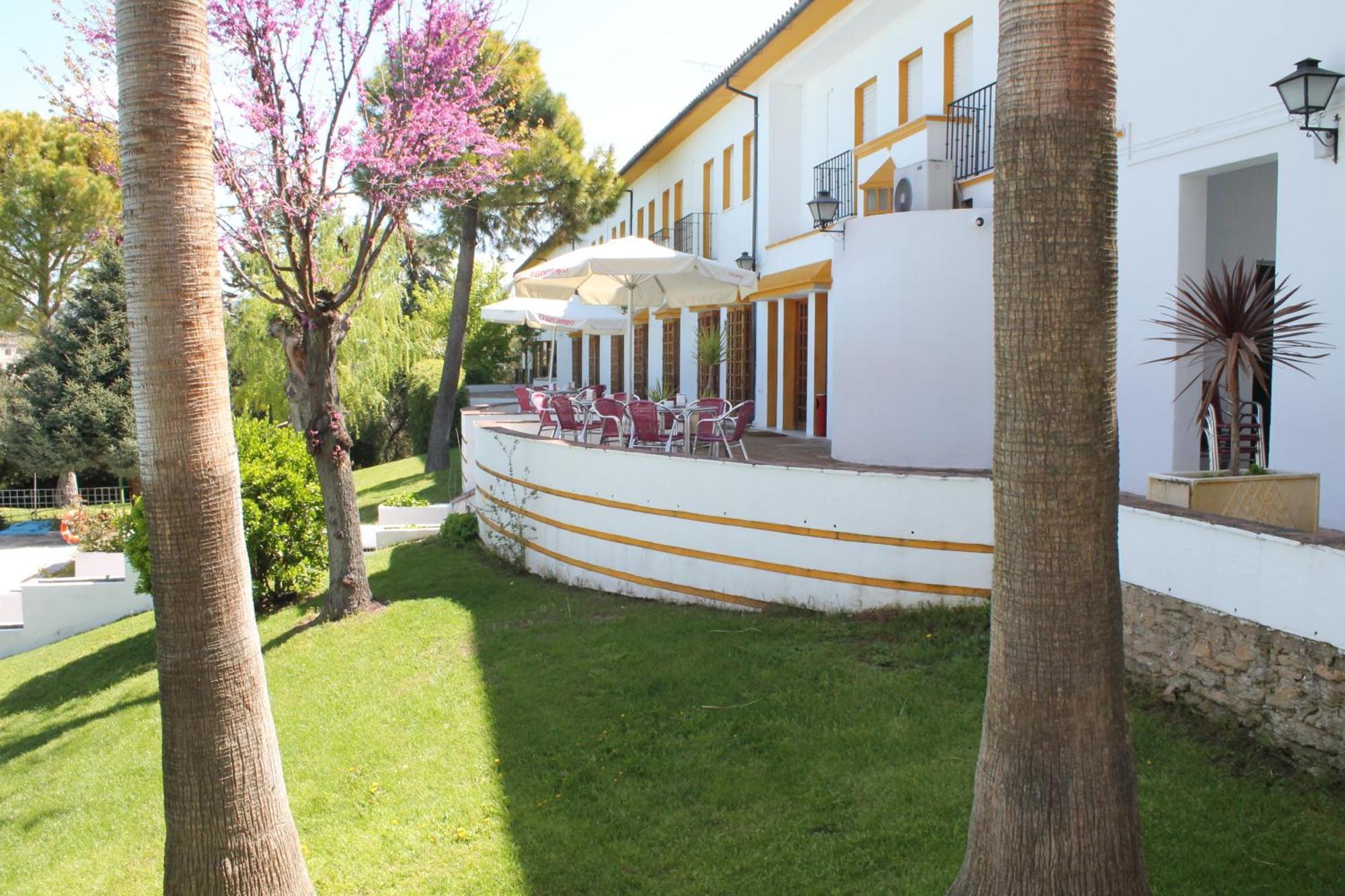 Hotel Tugasa El Almendral Setenil De Las Bodegas ภายนอก รูปภาพ